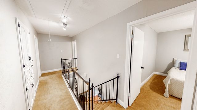 2121 Mountainview Drive, Hurst, TX 76054