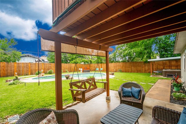 2121 Mountainview Drive, Hurst, TX 76054