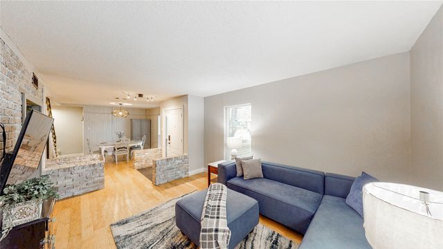 2121 Mountainview Drive, Hurst, TX 76054