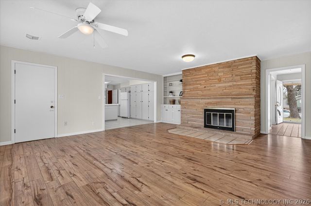 701 Winding Way, Bartlesville, OK 74006