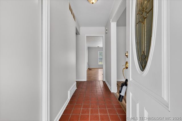 701 Winding Way, Bartlesville, OK 74006