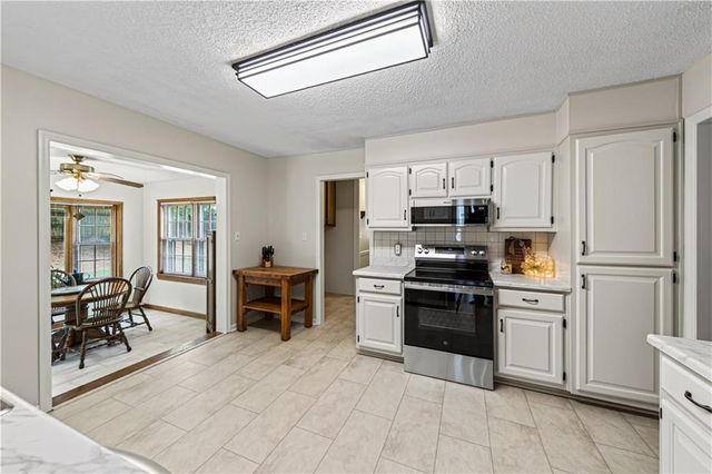 3679 Maple Forge Lane, Gainesville, GA 30504