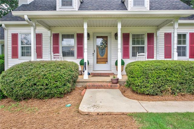 3679 Maple Forge Lane, Gainesville, GA 30504