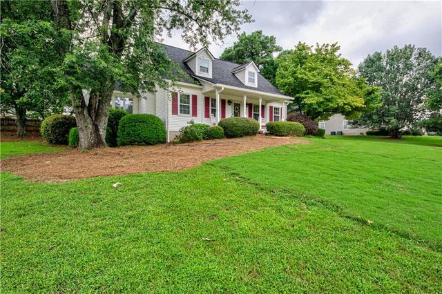3679 Maple Forge Lane, Gainesville, GA 30504