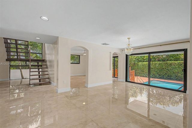 4950 San Amaro Dr, Coral Gables, FL 33146