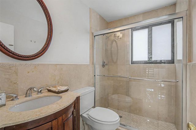 4950 San Amaro Dr, Coral Gables, FL 33146