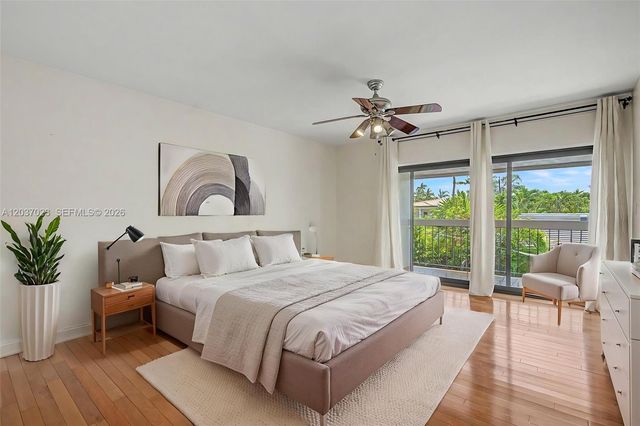 4950 San Amaro Dr, Coral Gables, FL 33146