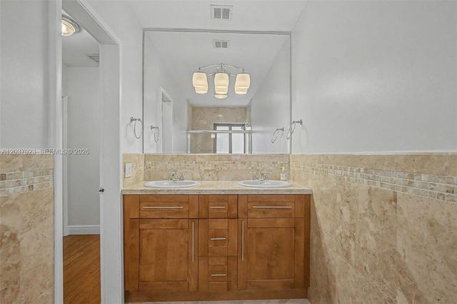 4950 San Amaro Dr, Coral Gables, FL 33146
