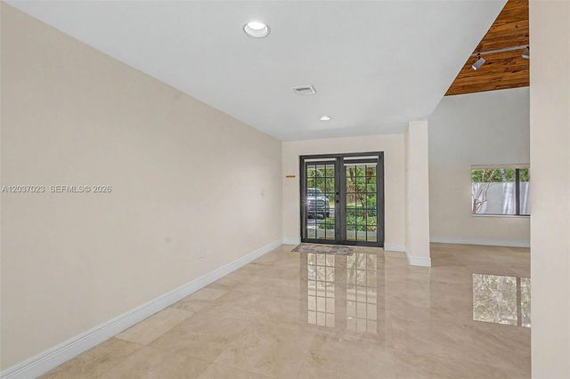 4950 San Amaro Dr, Coral Gables, FL 33146