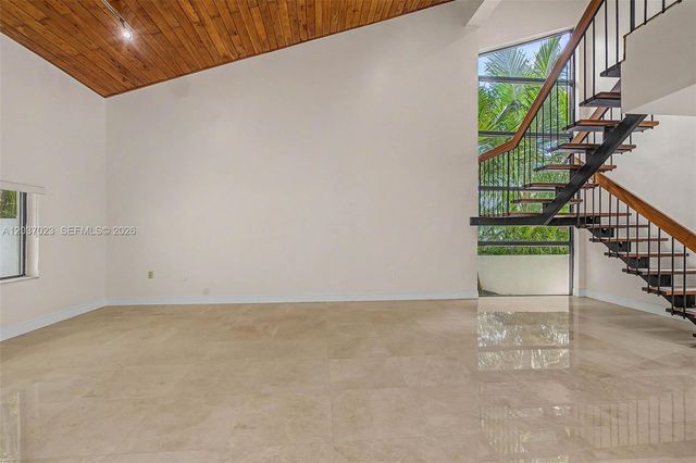 4950 San Amaro Dr, Coral Gables, FL 33146