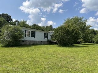 1771 Monsanto Rd, Columbia, TN 38401