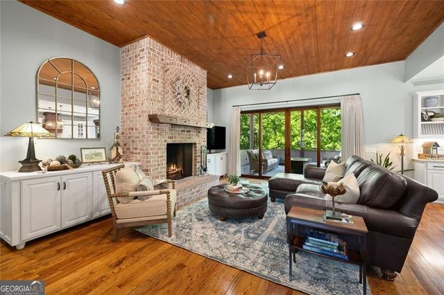 1100 S Laceola Road, Cleveland, GA 30528