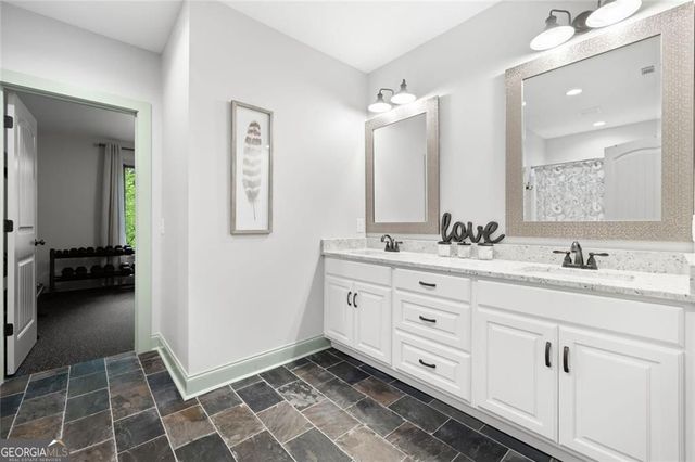 1100 S Laceola Road, Cleveland, GA 30528