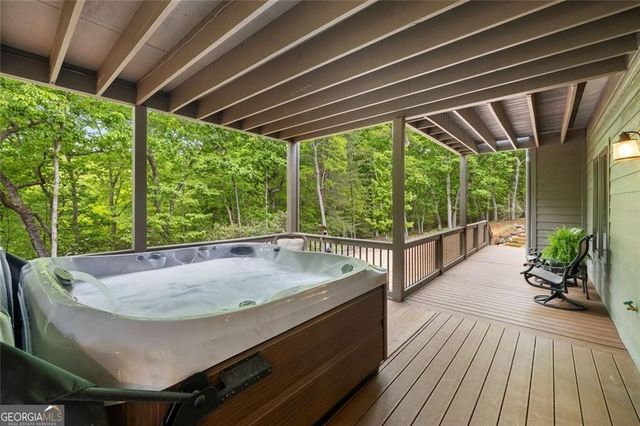 1100 S Laceola Road, Cleveland, GA 30528