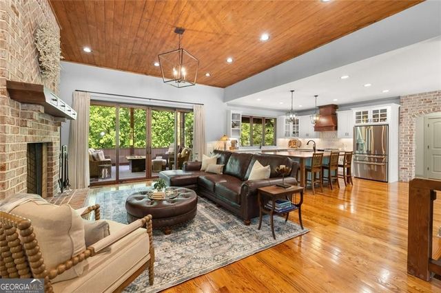 1100 S Laceola Road, Cleveland, GA 30528
