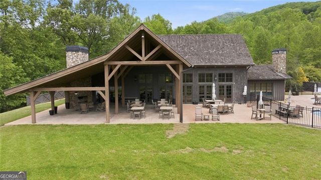 1100 S Laceola Road, Cleveland, GA 30528