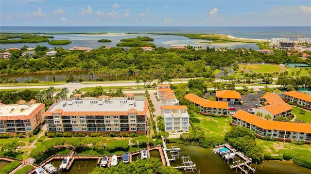 1575 PINELLAS BAYWAY WAY S 1575, Tierra Verde, FL 33715
