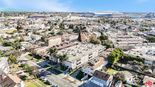 212 E Tamarack Avenue, Inglewood, CA 90301