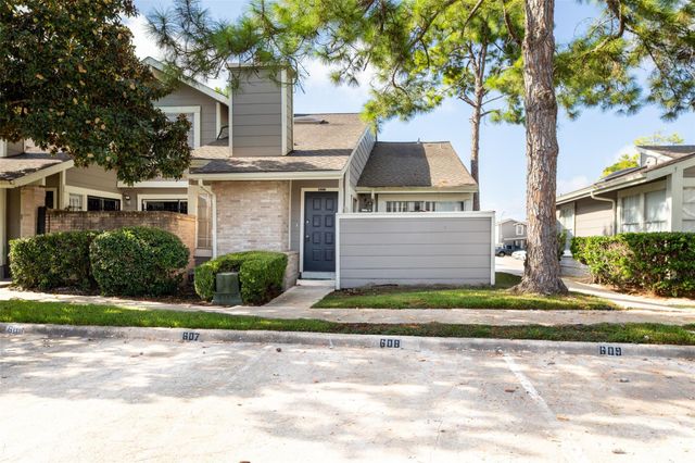 6313 Peacock Hills Drive, Houston, TX 77035