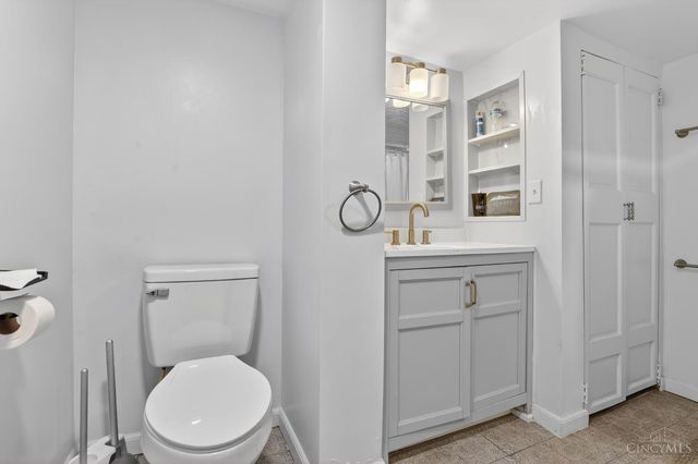 378 Howell Avenue, Cincinnati, OH 45220