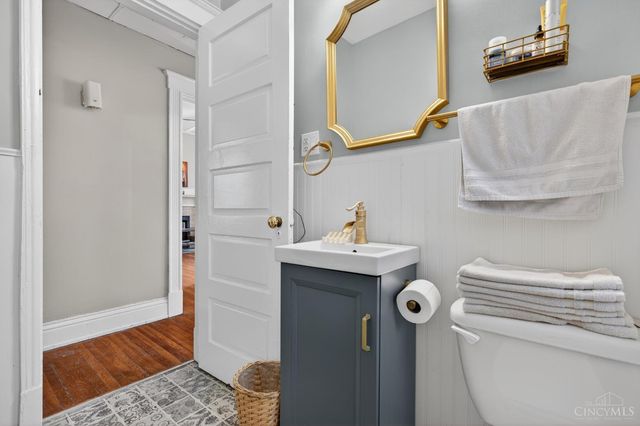 378 Howell Avenue, Cincinnati, OH 45220