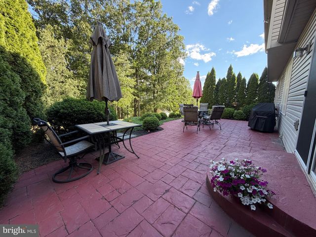 84 OAK LEDGE AVE, Schuylkill Haven, PA 17972
