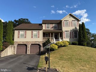 84 OAK LEDGE AVE, Schuylkill Haven, PA 17972