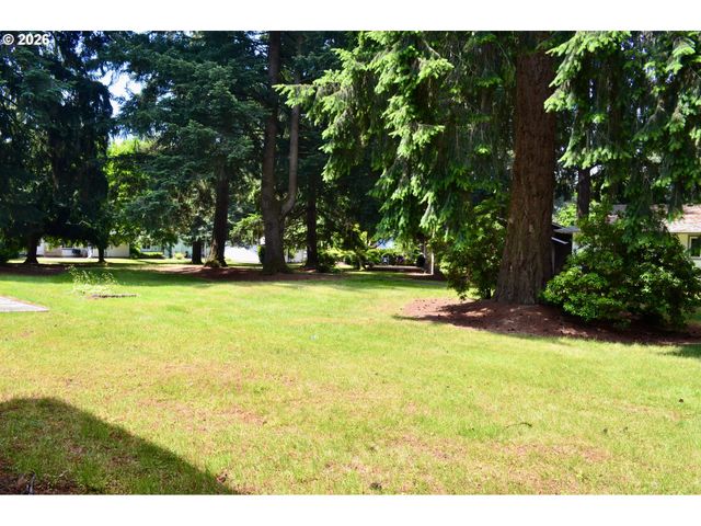 614 Ne 132ND Ave, Vancouver, WA 98684