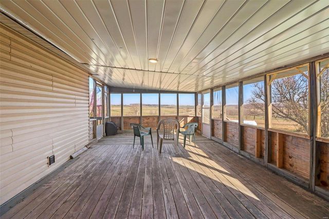 6680 Highway 137, Houston, MO 65483