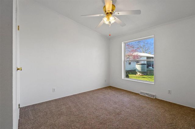 6680 Highway 137, Houston, MO 65483