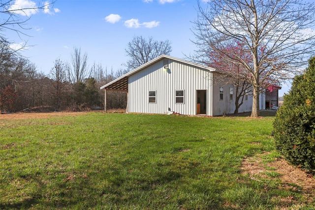 6680 Highway 137, Houston, MO 65483