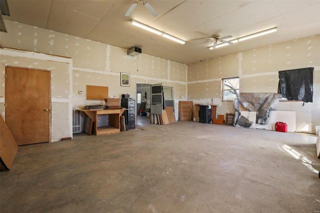 6680 Highway 137, Houston, MO 65483