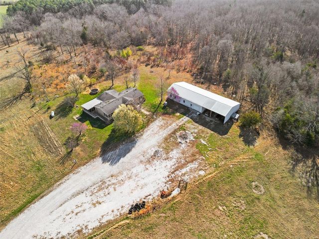 6680 Highway 137, Houston, MO 65483