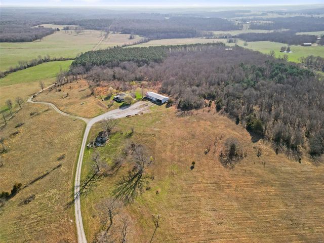 6680 Highway 137, Houston, MO 65483