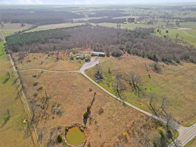 6680 Highway 137, Houston, MO 65483