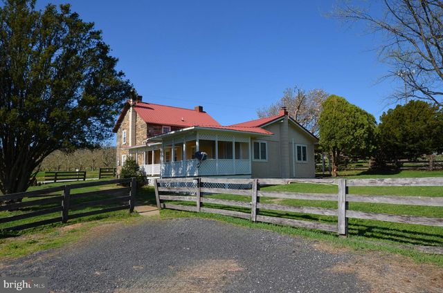 1059 CASHTOWN RD, Biglerville, PA 17307
