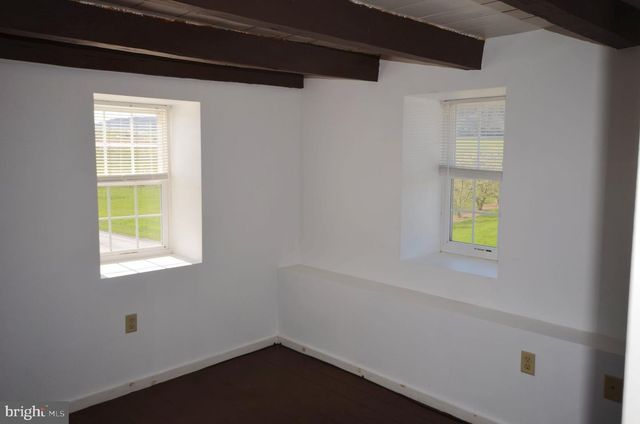 1059 CASHTOWN RD, Biglerville, PA 17307