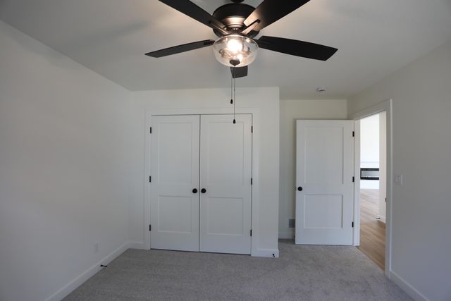 4413 ROYAL COUNTY RD, Columbia, MO 65201