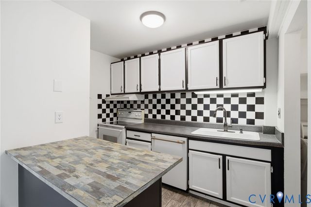 10182 Purcell Rd, Henrico, VA 23228