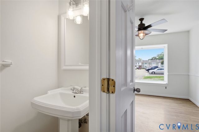 10182 Purcell Rd, Henrico, VA 23228