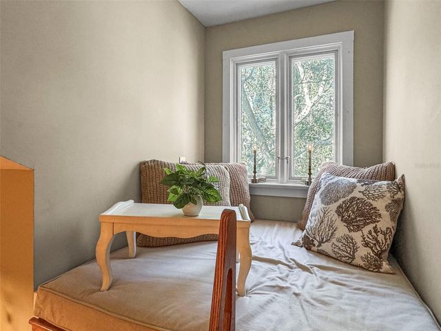 637 SCOTLAND STREET, Dunedin, FL 34698