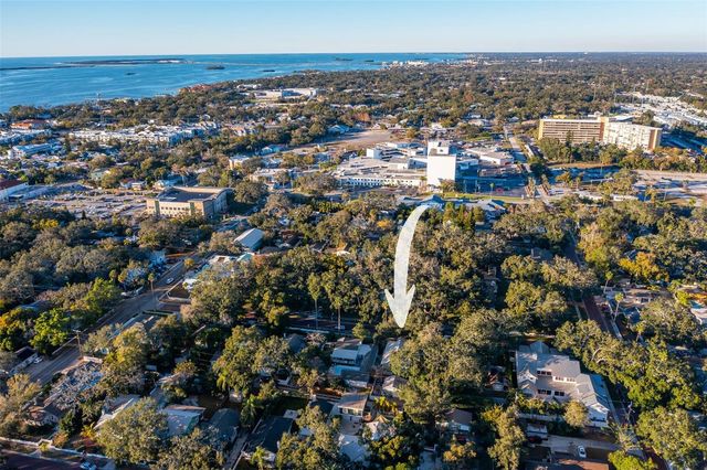 637 SCOTLAND STREET, Dunedin, FL 34698