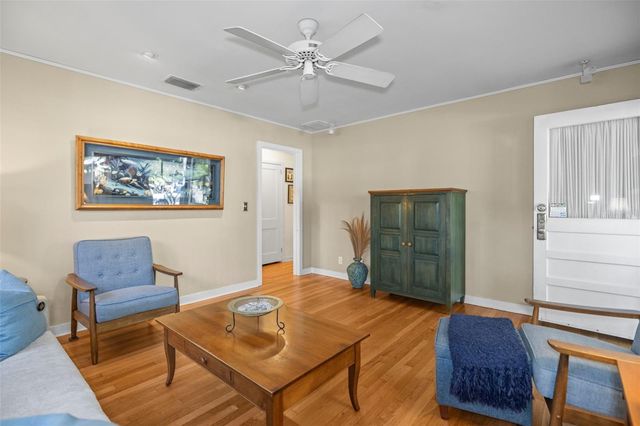 637 SCOTLAND STREET, Dunedin, FL 34698