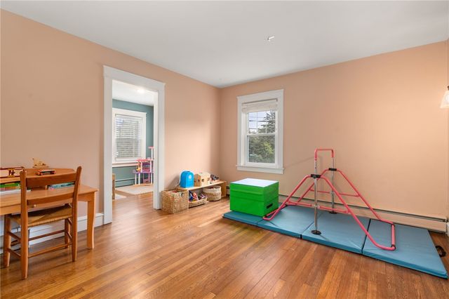 1467 Pawtucket Avenue, East Providence, RI 02916