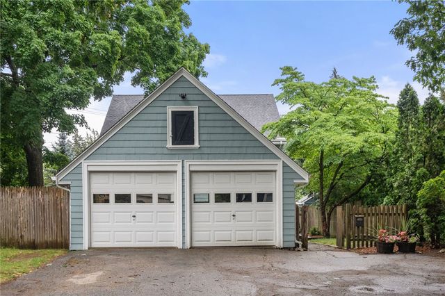 1467 Pawtucket Avenue, East Providence, RI 02916