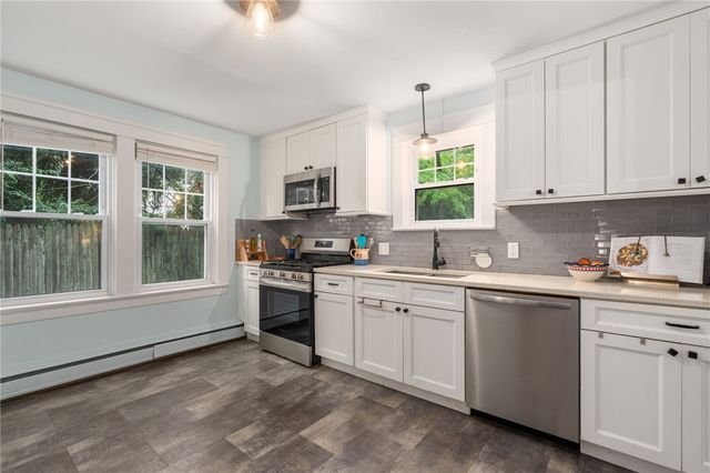1467 Pawtucket Avenue, East Providence, RI 02916