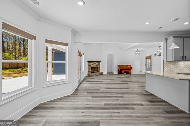 15 Spring Circle, Watkinsville, GA 30677