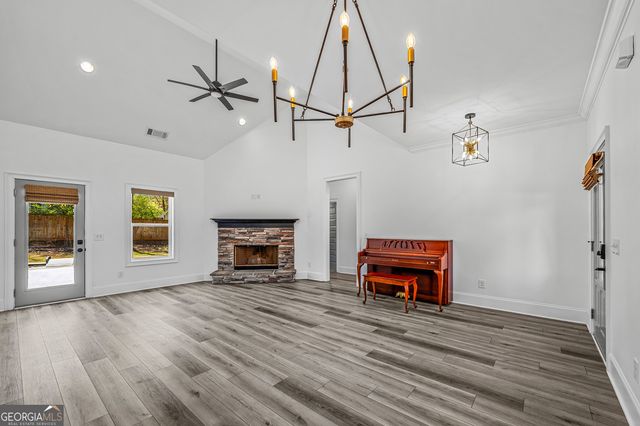 15 Spring Circle, Watkinsville, GA 30677