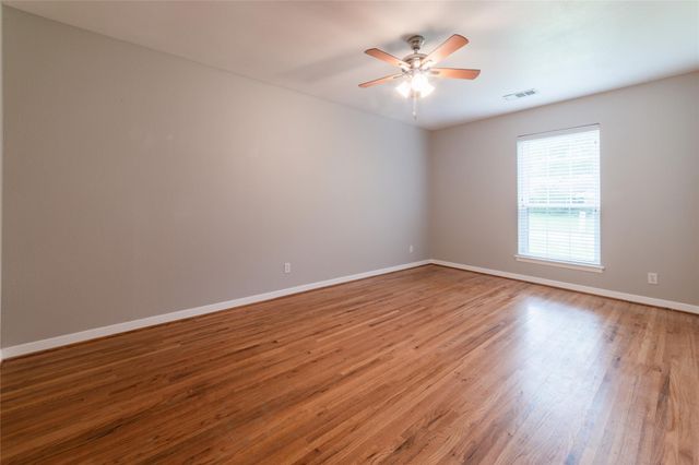 8834 Mcavoy Drive, Houston, TX 77074