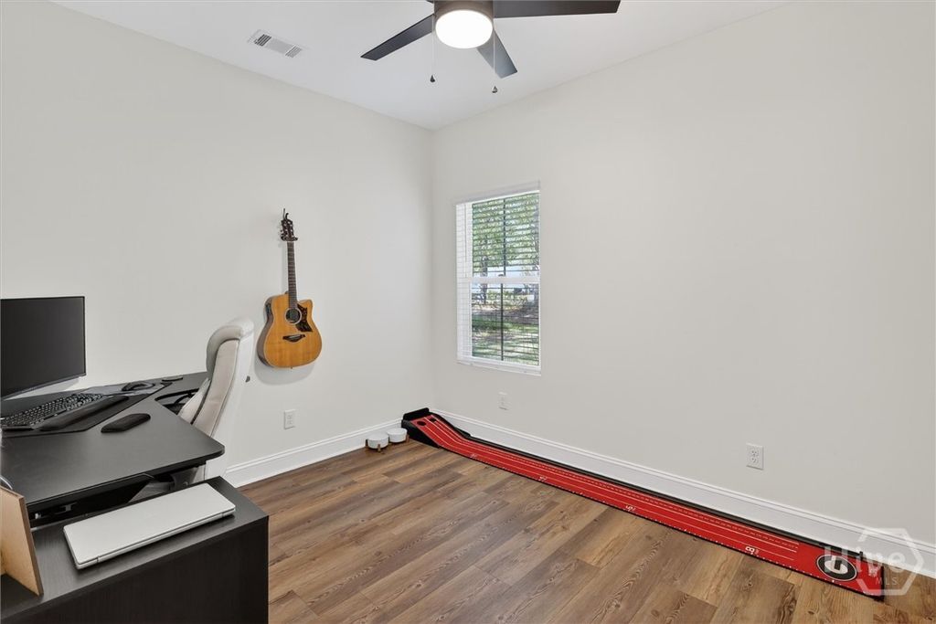 Image 31 of property listing at 117 Giles Avenue, Rincon, GA 31326